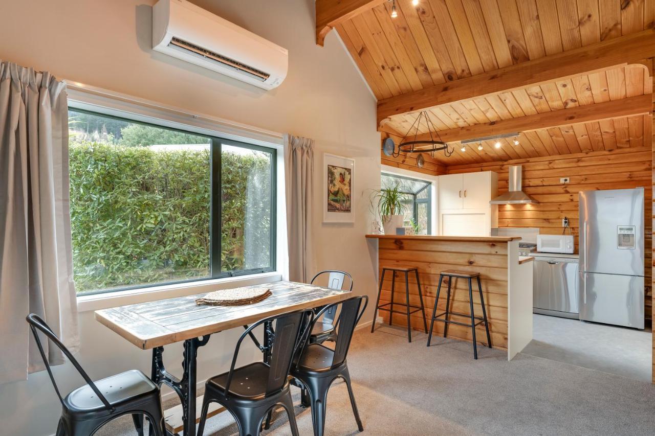 Alpine Hideaway - 2 Bedroom Closeburn Luaran gambar